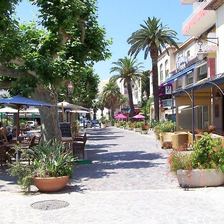 T2 rue piétonne Le Lavandou climatisé Exterior foto